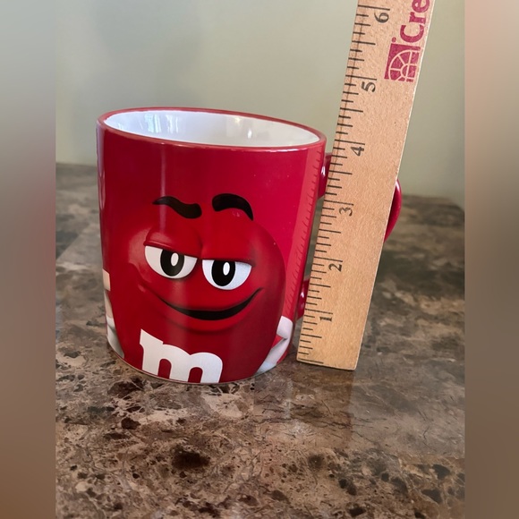 M&M’s Mug Red “Wanna Hear a Joke? Decaf.” Mar’s 2019 Collectors Cup Drinkware - Picture 4 of 5